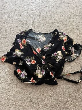 Must Have Black Floral Wrap Crop Top